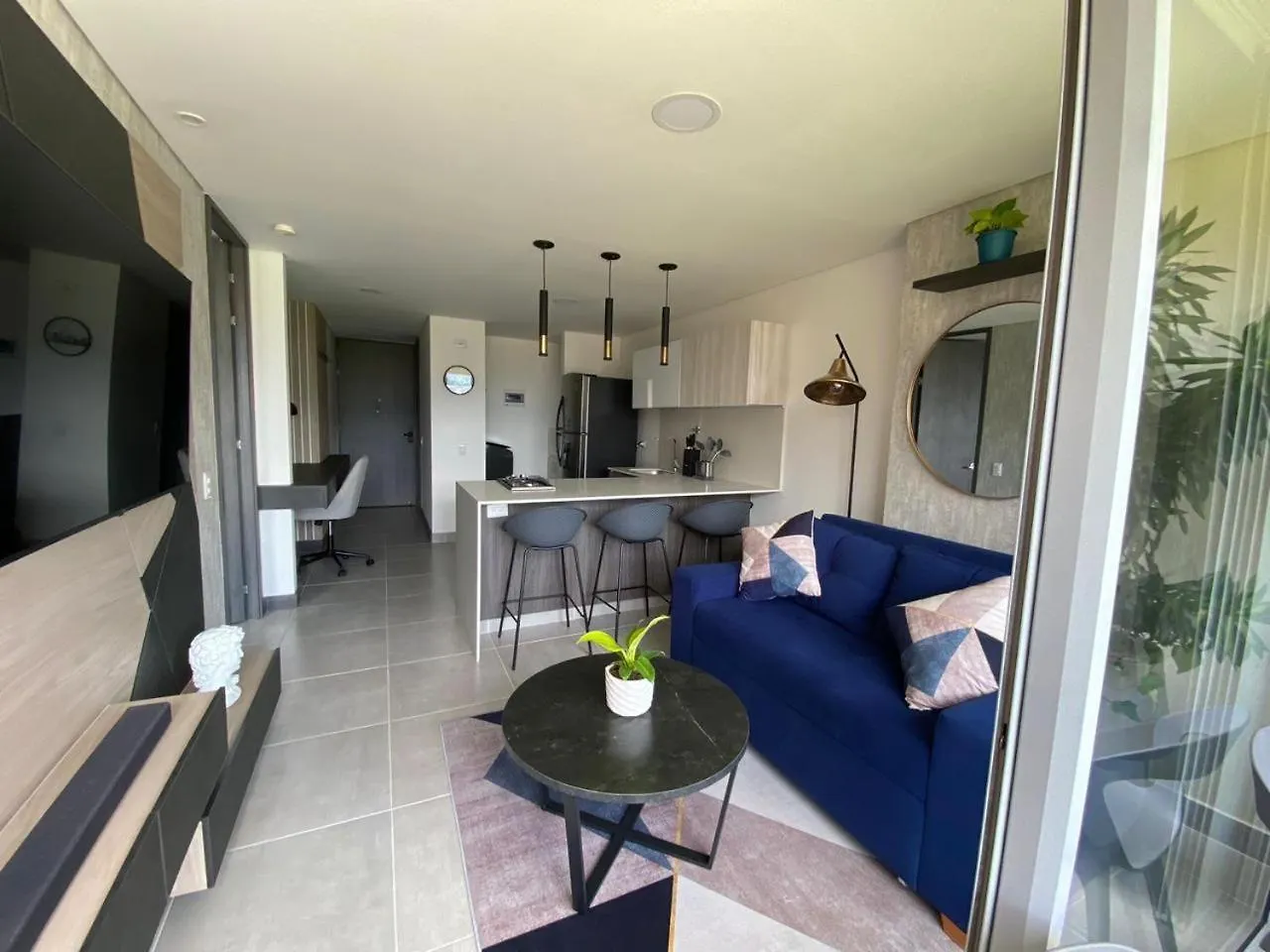Daire Comodo Y Completo Apartamento Cerca A Provenza Medellín