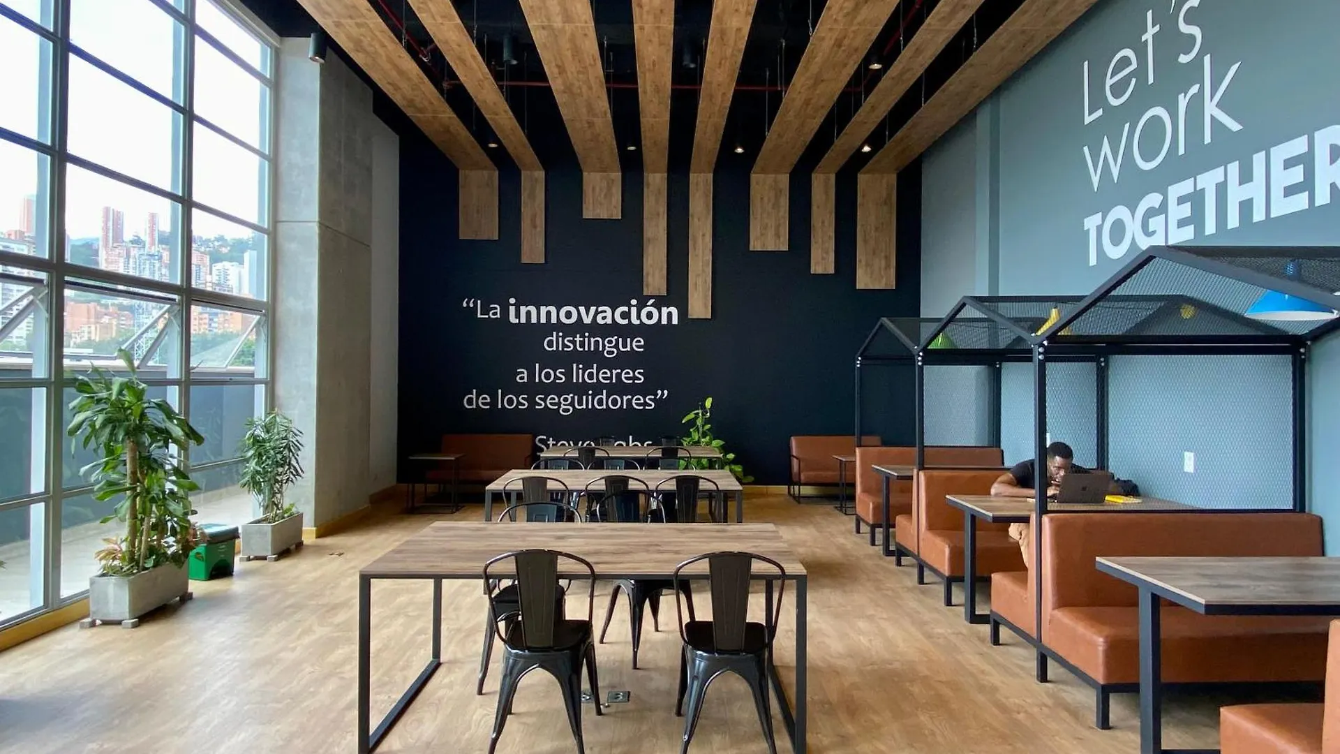 Comodo Y Completo Apartamento Cerca A Provenza Medellín Kolombiya